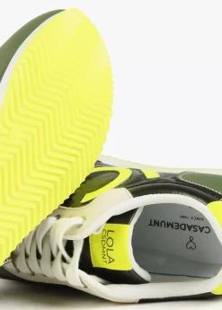 Zapatillas deportivas verdes y lima